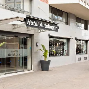 Auto Hogar מלון